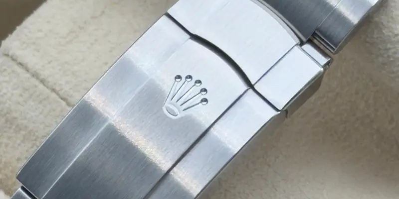 Oyster-Armband und Faltschließe aus Oystersteel einer Rolex Oyster Perpetual 41
